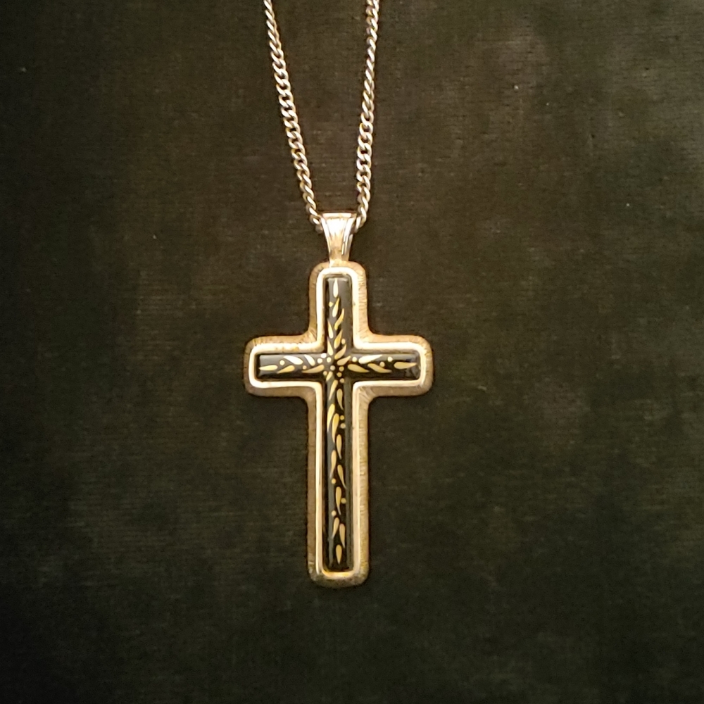 Sarah Coventry 1978 Mythology Cross Necklace